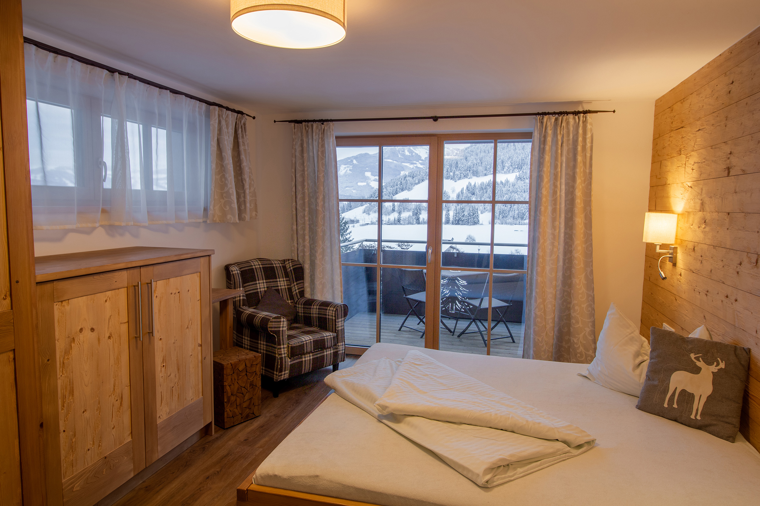 zimmer-01-pension-tannenhof-leogang-01