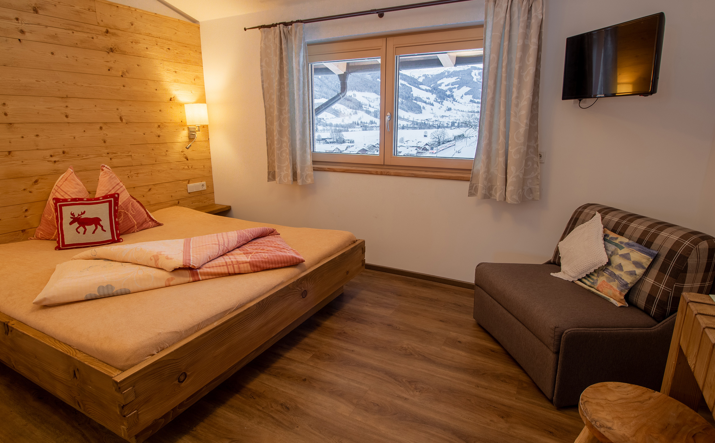 zimmer-07-pension-tannenhof-leogang-01